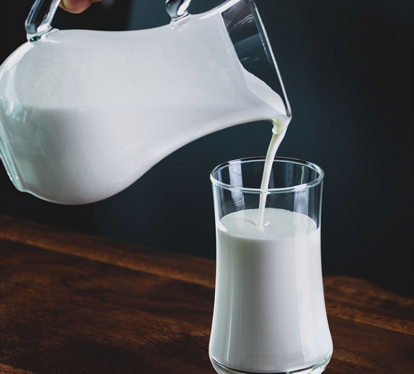 Zubný kaz u detí s laktózovou intoleranciou a alergiou na proteín kravského mlieka